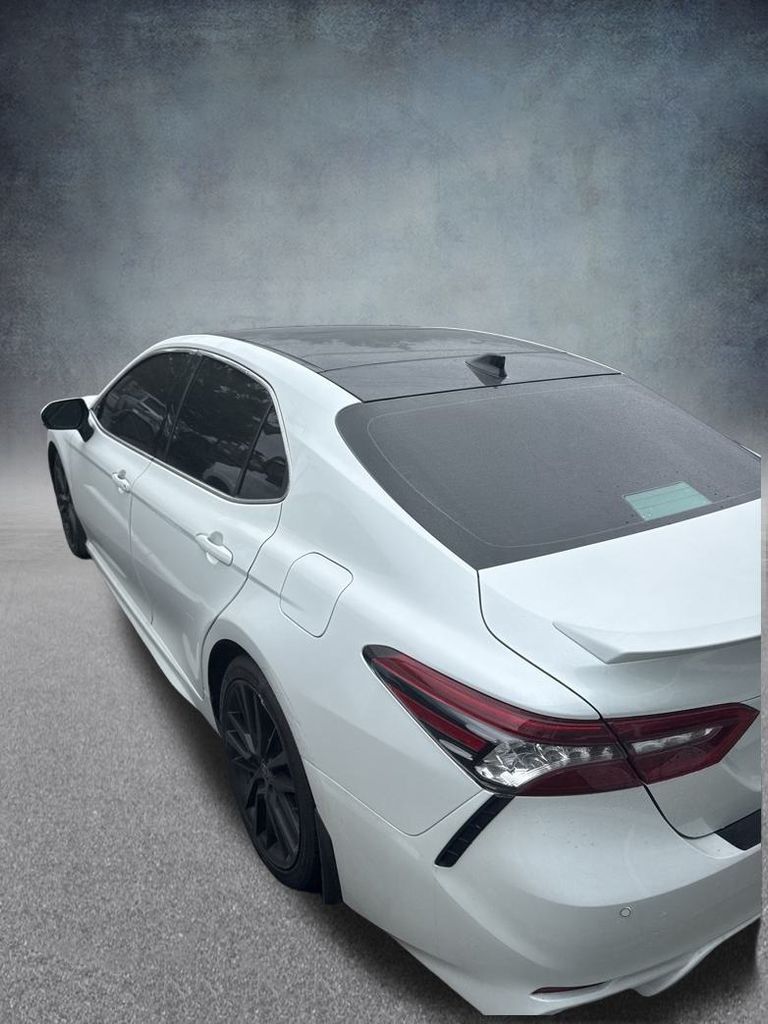 2021 Toyota Camry XSE photo 4