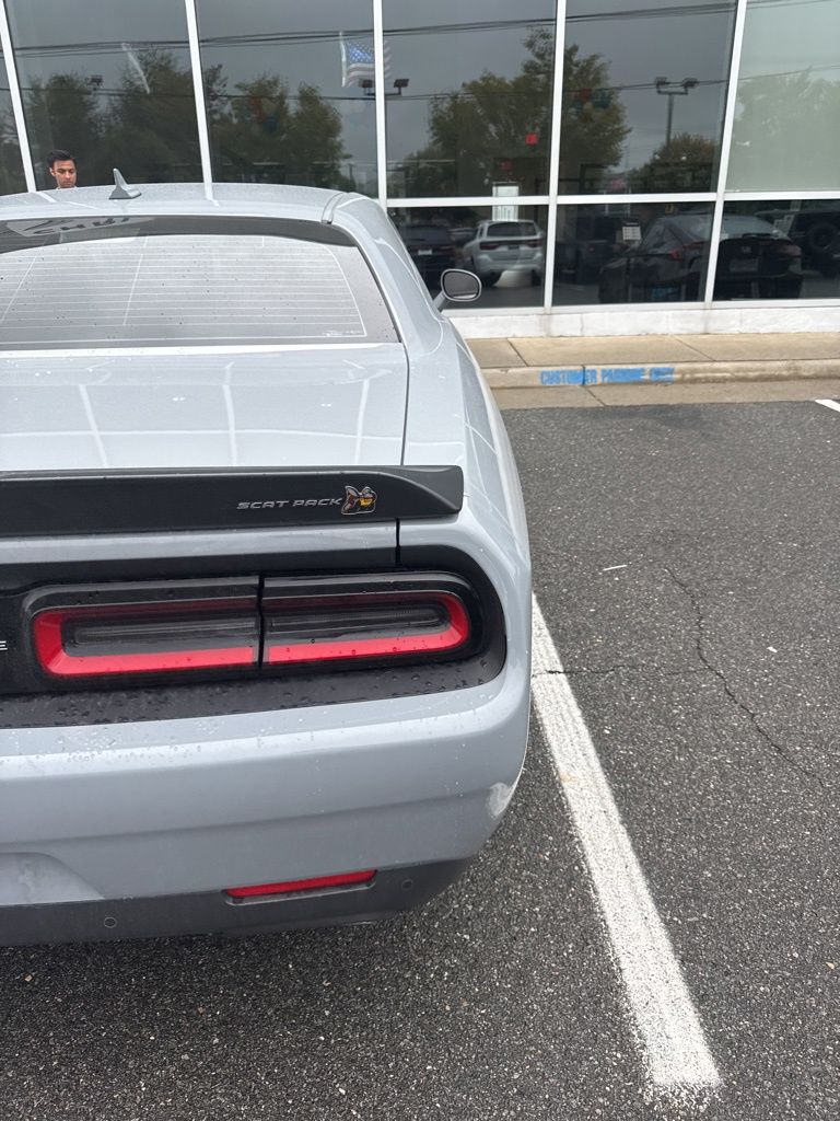 2021 Dodge Challenger R/T Scat Pack photo 4
