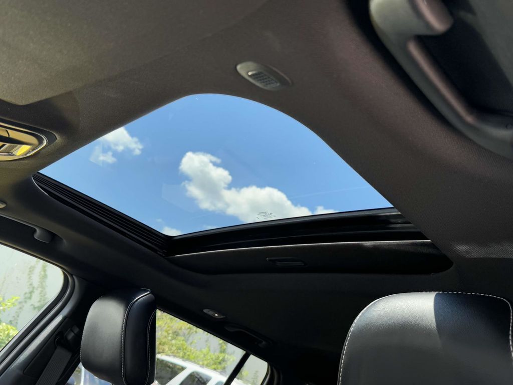 2025 Jeep Grand Cherokee Altitude X photo 3