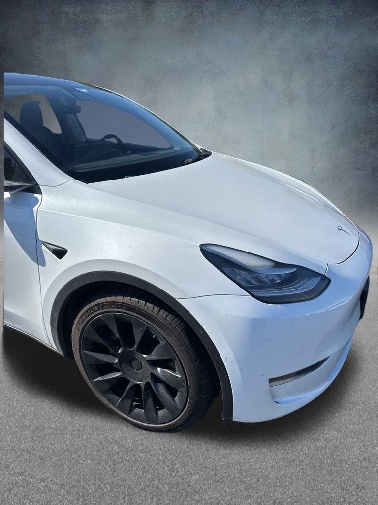 Used 2021 Tesla Model Y Long Range with VIN 5YJYGDEE3MF265884 for sale in Northfield, Minnesota