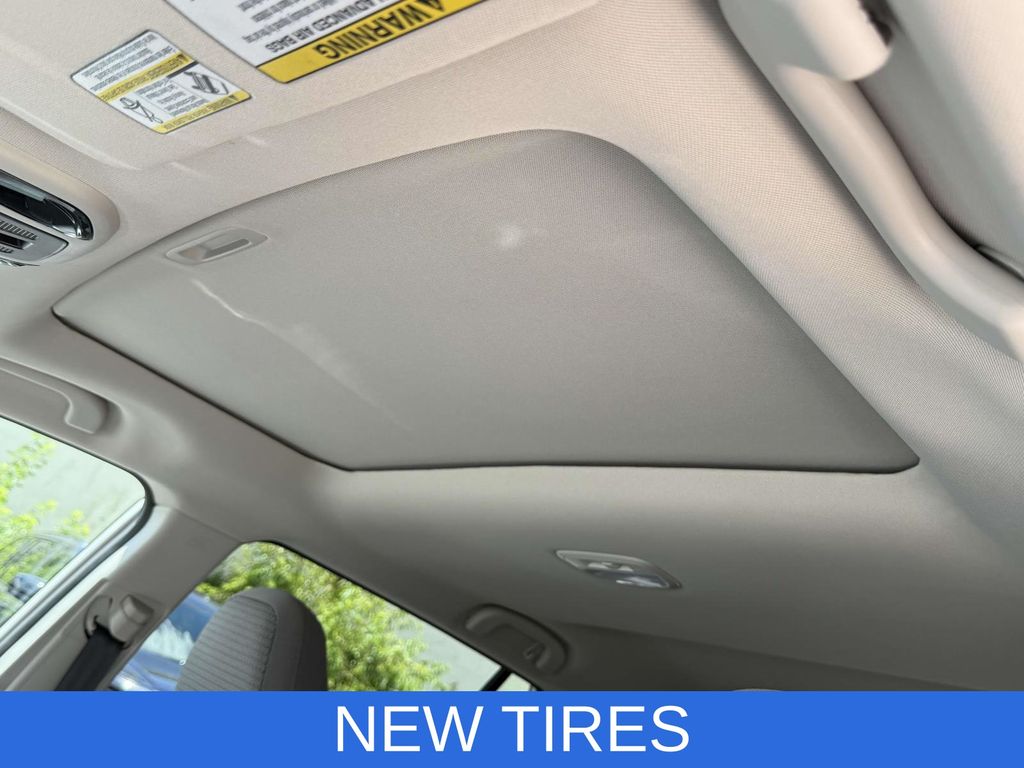 2025 Subaru Outback Premium photo 3