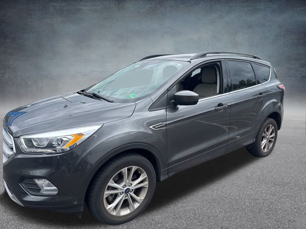 2018 Ford Escape SEL photo 2