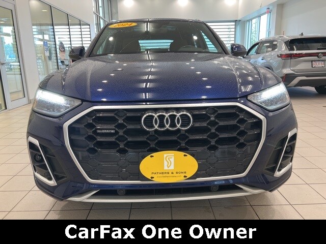 2024 Audi Q5 45 S line Premium photo 2