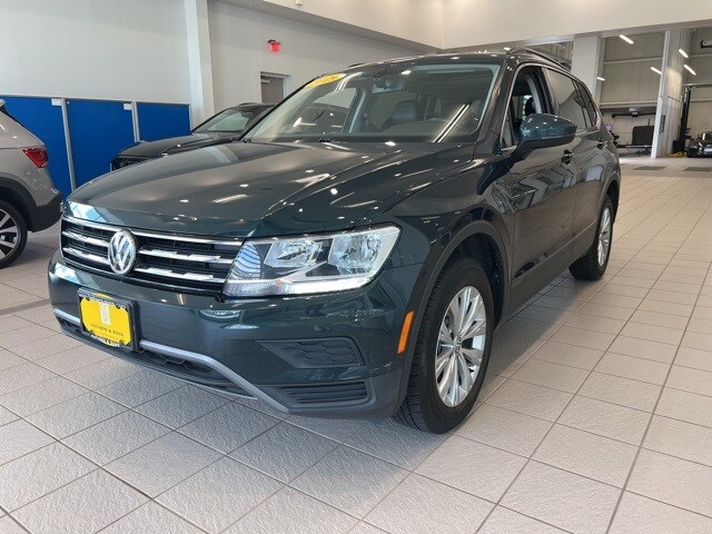2019 Volkswagen Tiguan SE photo 3