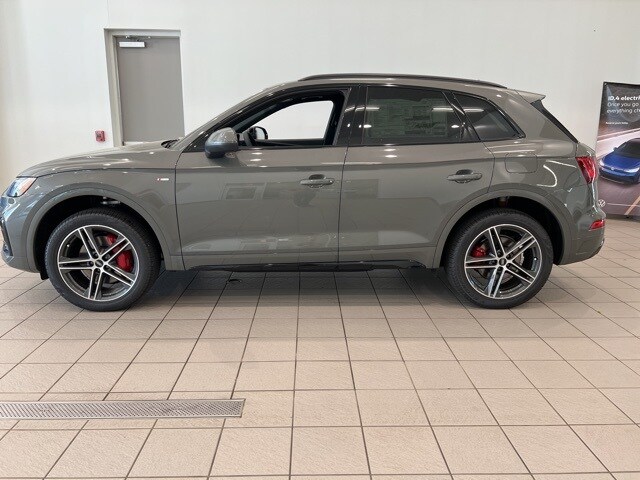 2025 Audi Q5 55 S line Premium Plus photo 4