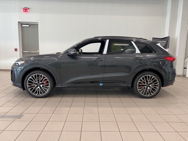 2025 Audi SQ5 Premium Plus photo 4