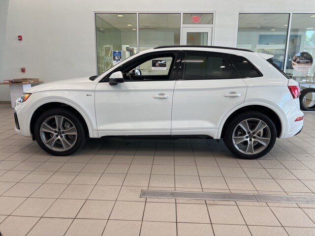 2025 Audi Q5 45 S line Premium photo 4
