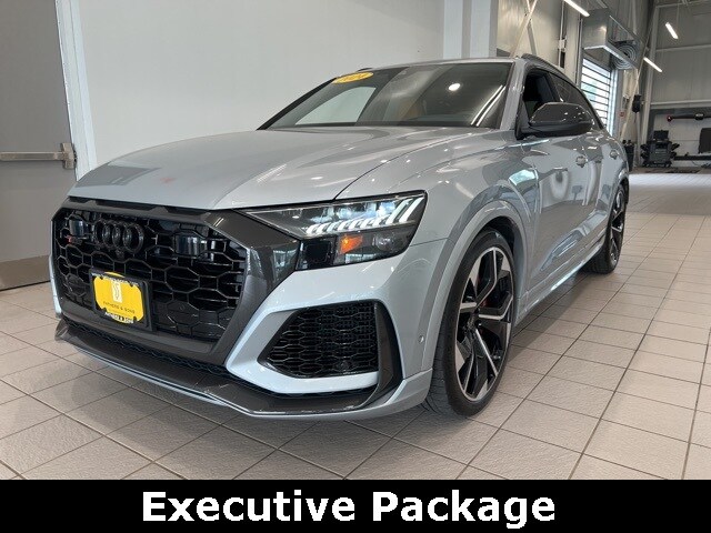 2024 Audi RS Q8 photo 3