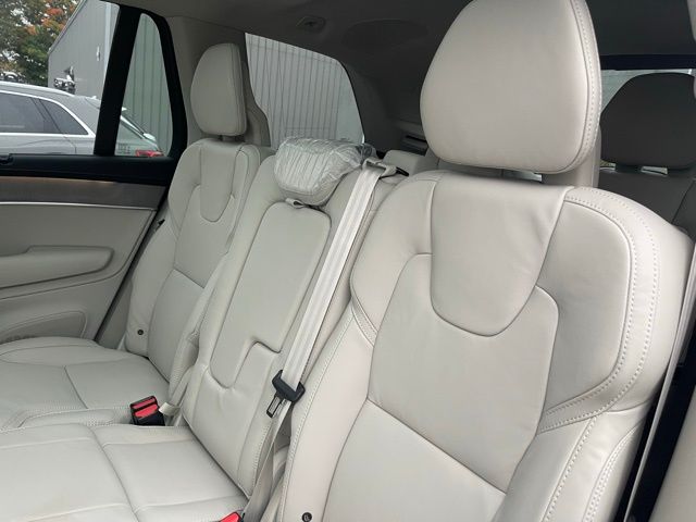 2026 Volvo XC90 Ultra - Photo 13