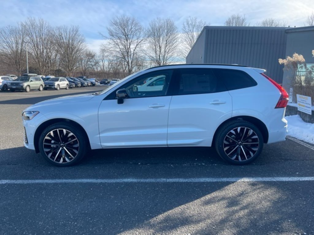 New 2026 Volvo XC60 B5 Ultra SUV