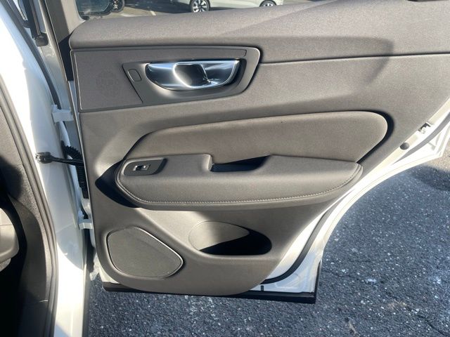 2026 Volvo XC60 Ultra - Photo 20