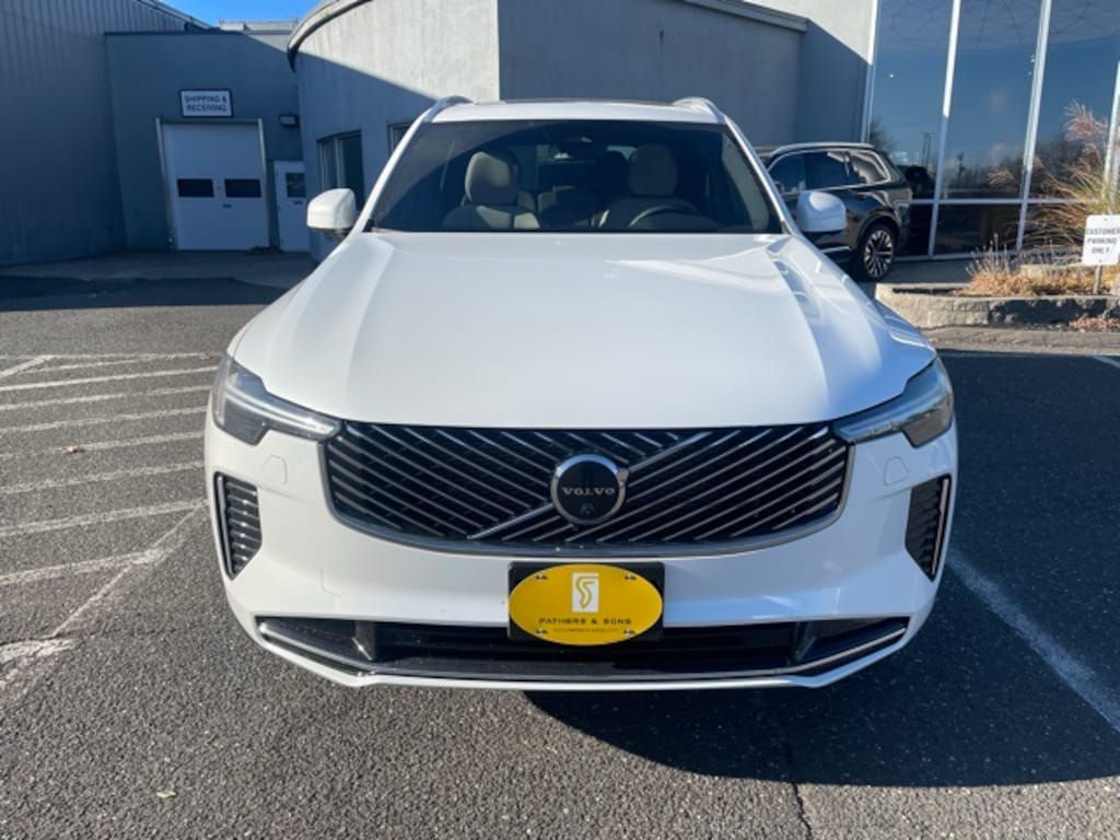 New 2026 Volvo XC90 B6 Plus 7-Seater SUV