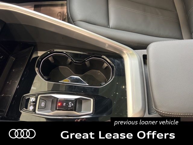2025 Audi Q5 Premium - Photo 31