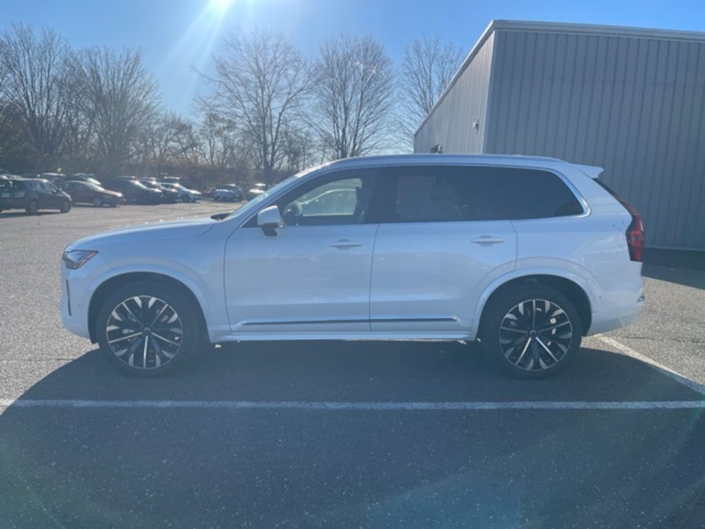 New 2026 Volvo XC90 B6 Plus 7-Seater SUV