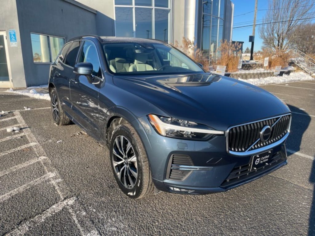 Used 2023 Volvo XC60 B5 AWD Core SUV