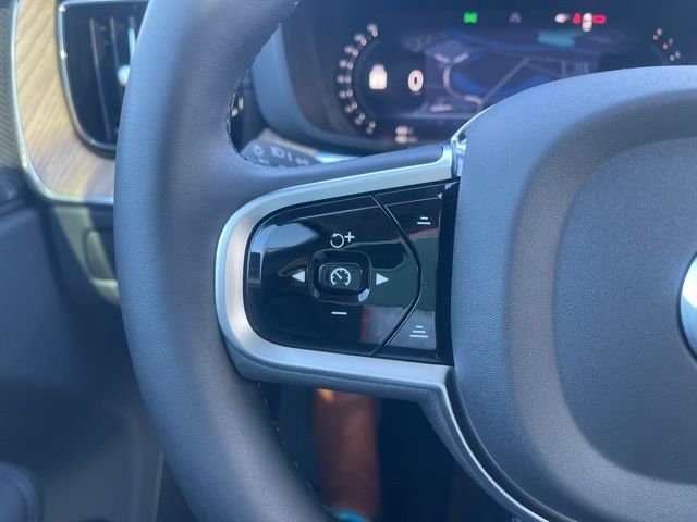 2026 Volvo XC60 Ultra - Photo 26