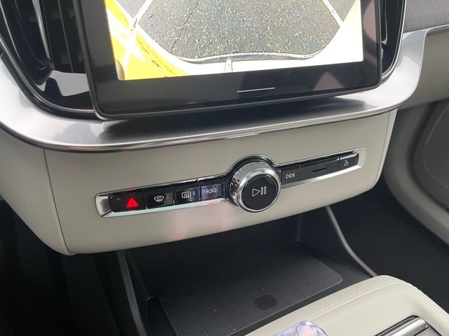 2026 Volvo XC90 Ultra - Photo 33