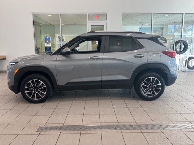 2024 Chevrolet Trailblazer LT photo 4