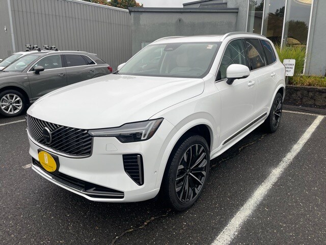 2026 Volvo XC90 photo 3