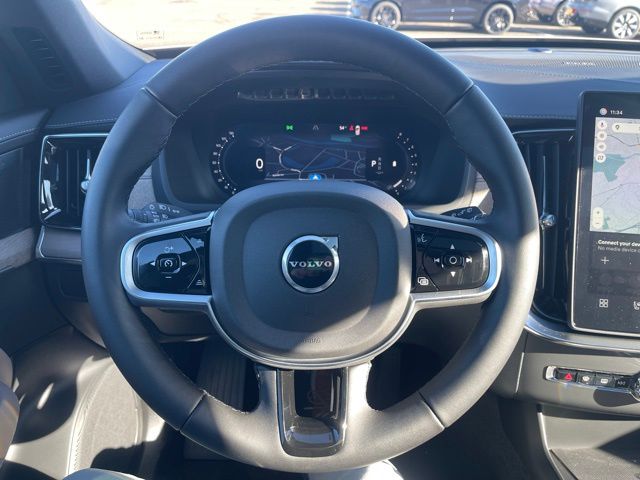 2026 Volvo XC90 Plus - Photo 25