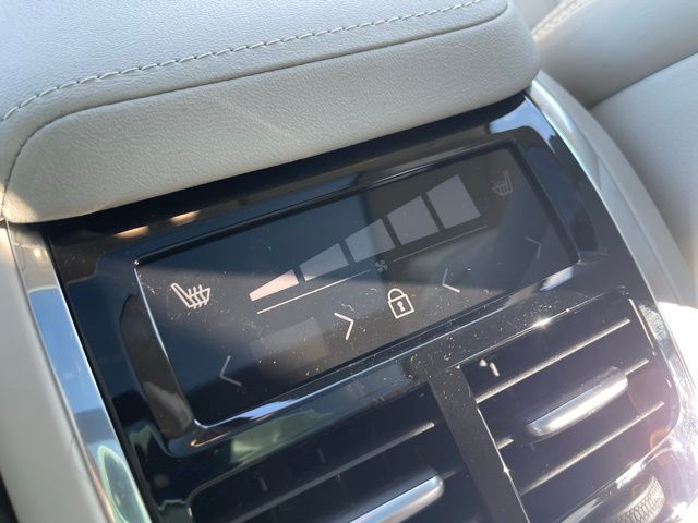 2026 Volvo XC60 Ultra - Photo 15