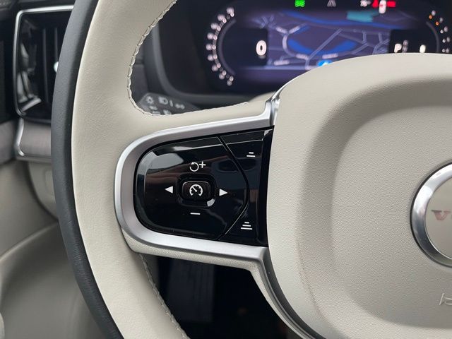 2026 Volvo XC90 Ultra - Photo 26
