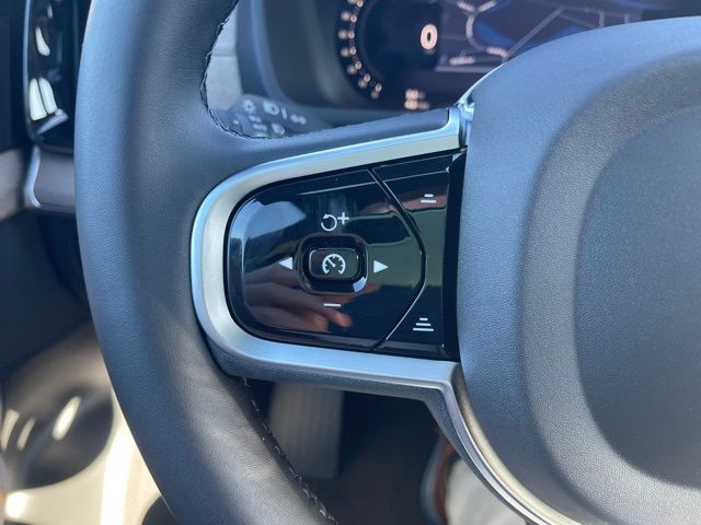 2026 Volvo XC90 Plus - Photo 26