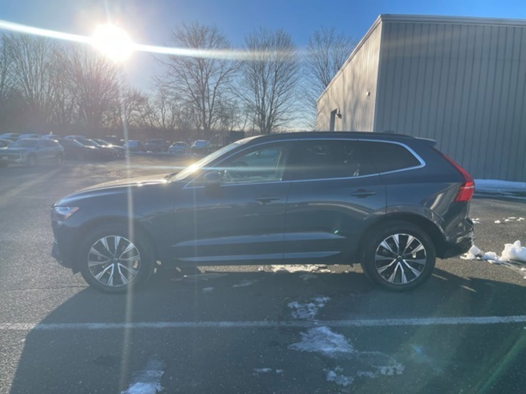 Used 2023 Volvo XC60 B5 AWD Core SUV