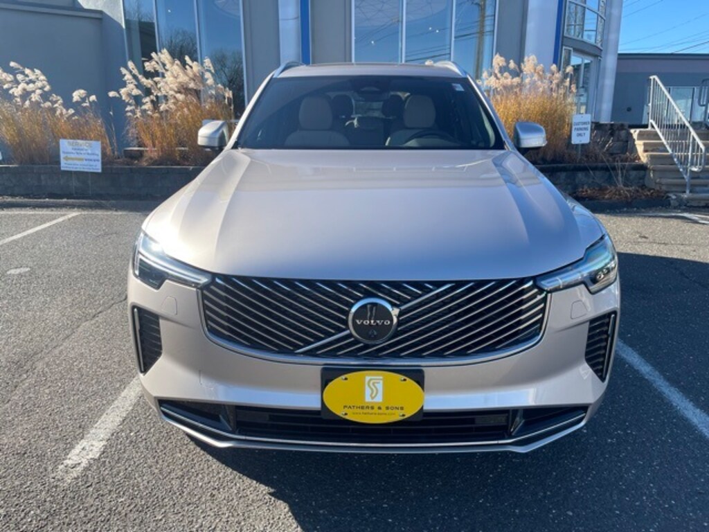 New 2026 Volvo XC90 B6 Plus 7-Seater SUV