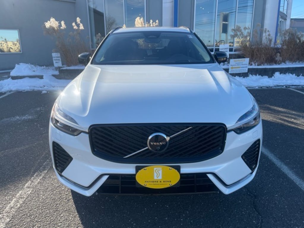 New 2026 Volvo XC60 B5 Ultra SUV