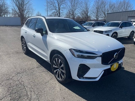 2024 Volvo XC60 B5 Core Dark SUV