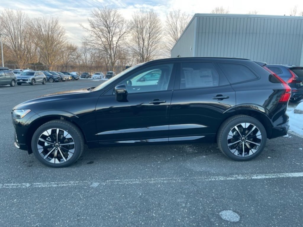 New 2026 Volvo XC60 B5 Plus SUV
