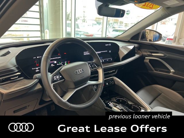 2025 Audi Q5 Premium - Photo 12