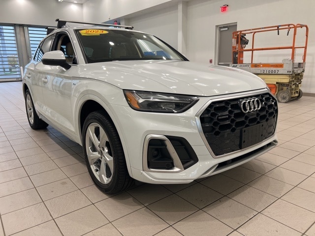 2023 Audi Q5 Premium Plus