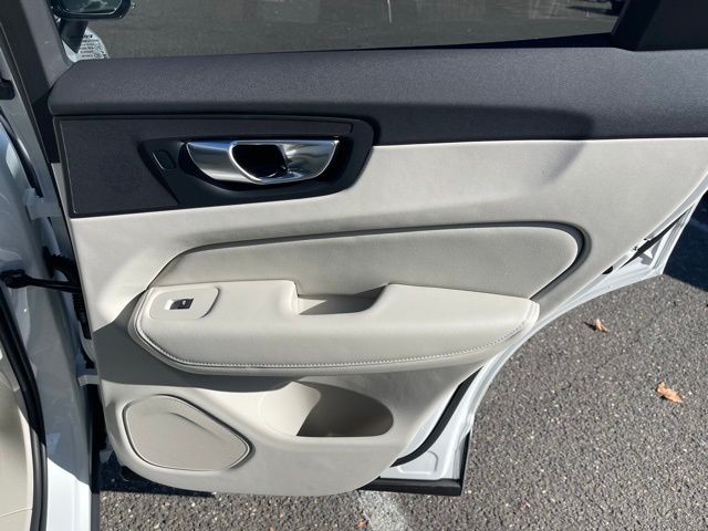 2026 Volvo XC60 Ultra - Photo 20