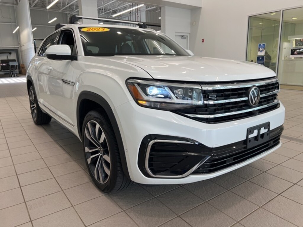Used 2023 Volkswagen Atlas Cross Sport 3.6L V6 SEL Premium R-Line SUV