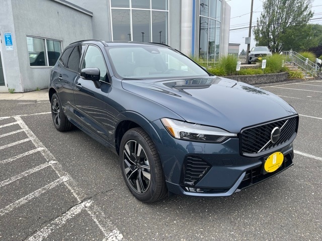 2026 Volvo XC60 B5 Core