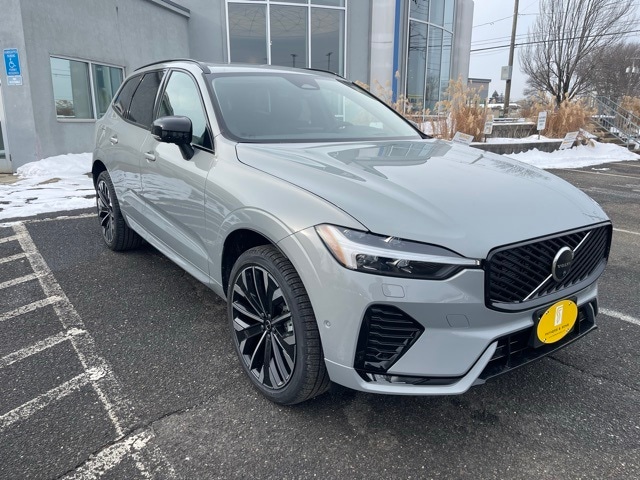 2026 Volvo XC60 Ultra's photo