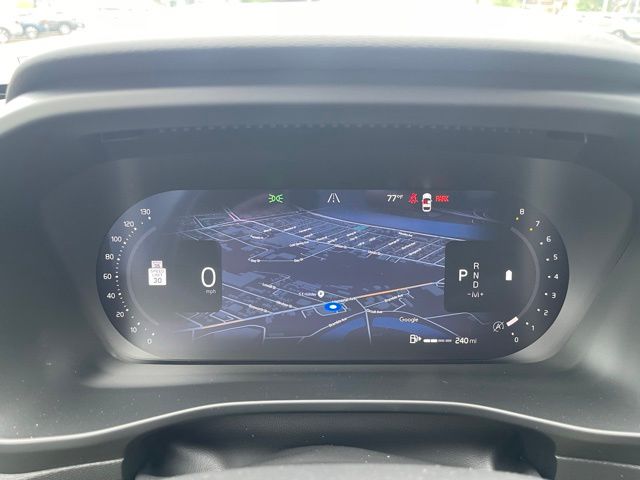2026 Volvo XC40 Plus - Photo 29