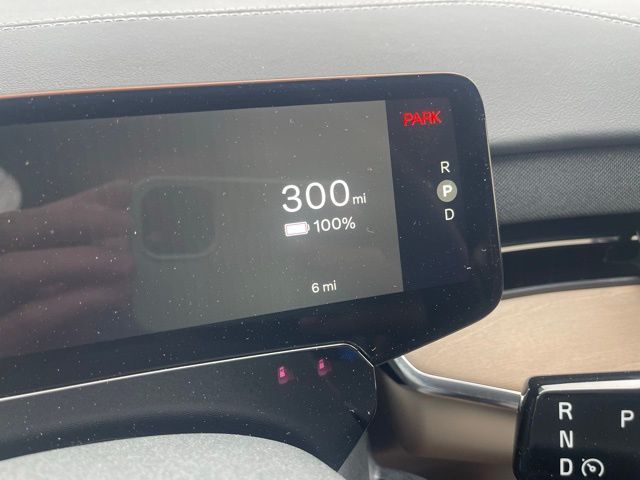 2026 Volvo EX90 Ultra - Photo 27
