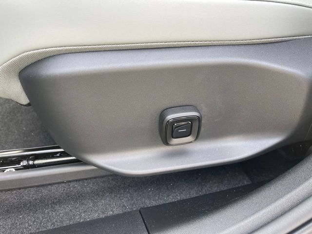 2026 Volvo EX30 Ultra - Photo 9