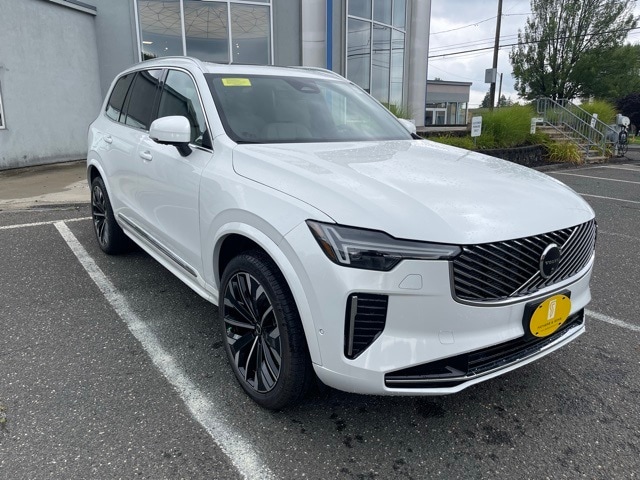 2026 Volvo XC90 B6 Plus 7-Seater