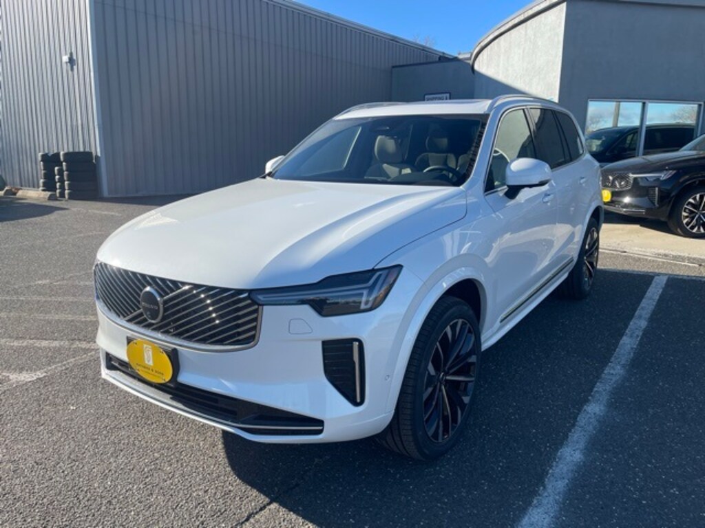 New 2026 Volvo XC90 B6 Plus 7-Seater SUV