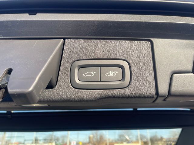 2026 Volvo XC60 Ultra - Photo 18