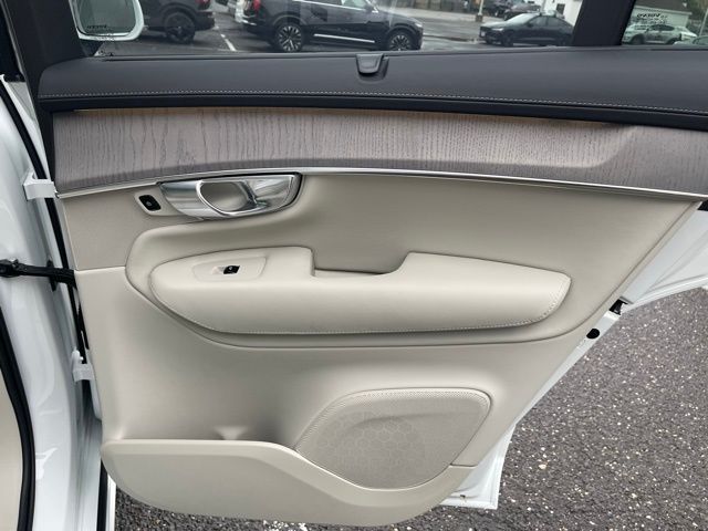 2026 Volvo XC90 Ultra - Photo 20