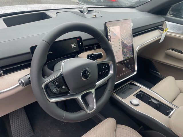 2026 Volvo EX90 Ultra - Photo 12