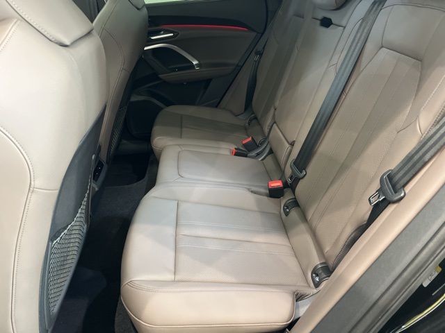 2025 Audi Q5 Sportback Premium Plus - Photo 13