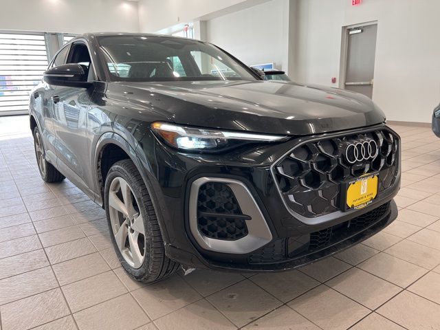 2025 Audi Q5 Sportback 45 Premium Plus's photo