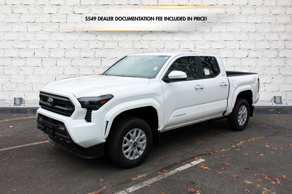 New 2025 Toyota Tacoma SR5 Truck