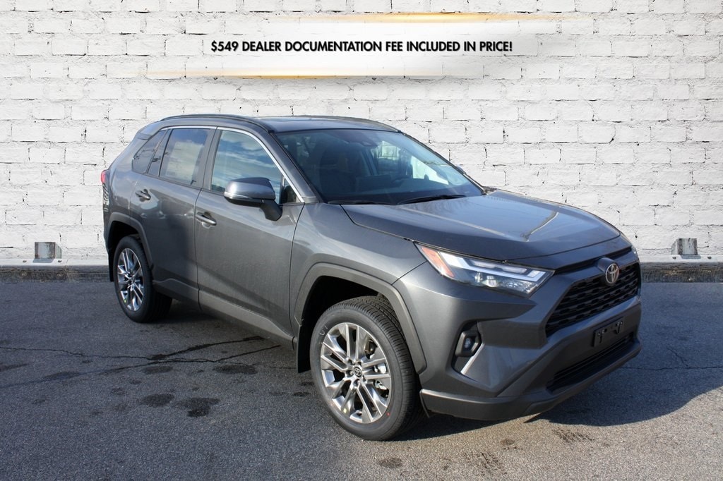 2025 Toyota RAV4 XLE Premium's photo